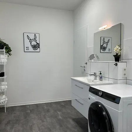 Come Stay Relax Apartment Fuer Bis Zu 6 Personen - Parkplatz - Voll Ausgestattet & Gemuetlich Trier