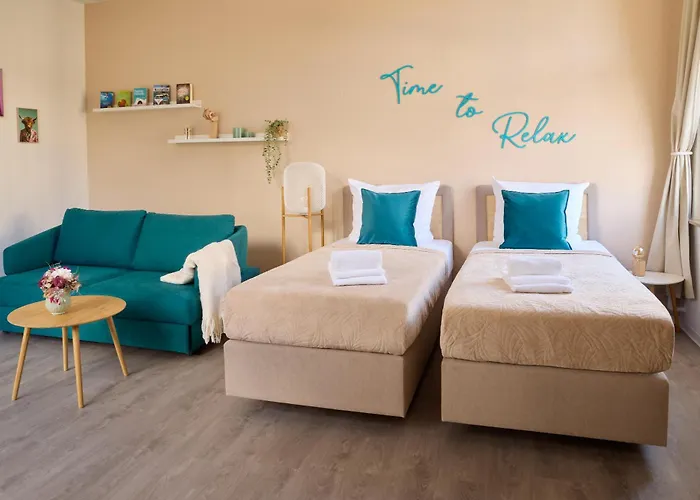 Relax Fuer Bis Zu 6 Personen - Parkplatz - Voll Ausgestattet & Gemuetlich *