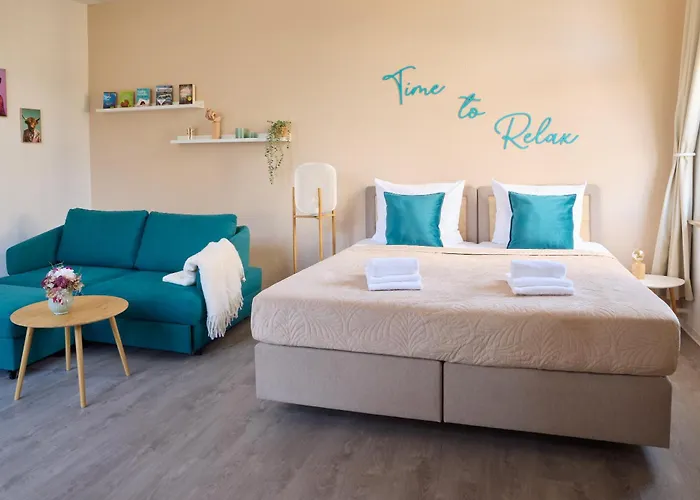 Relax Fuer Bis Zu 6 Personen - Parkplatz - Voll Ausgestattet & Gemuetlich トリーア